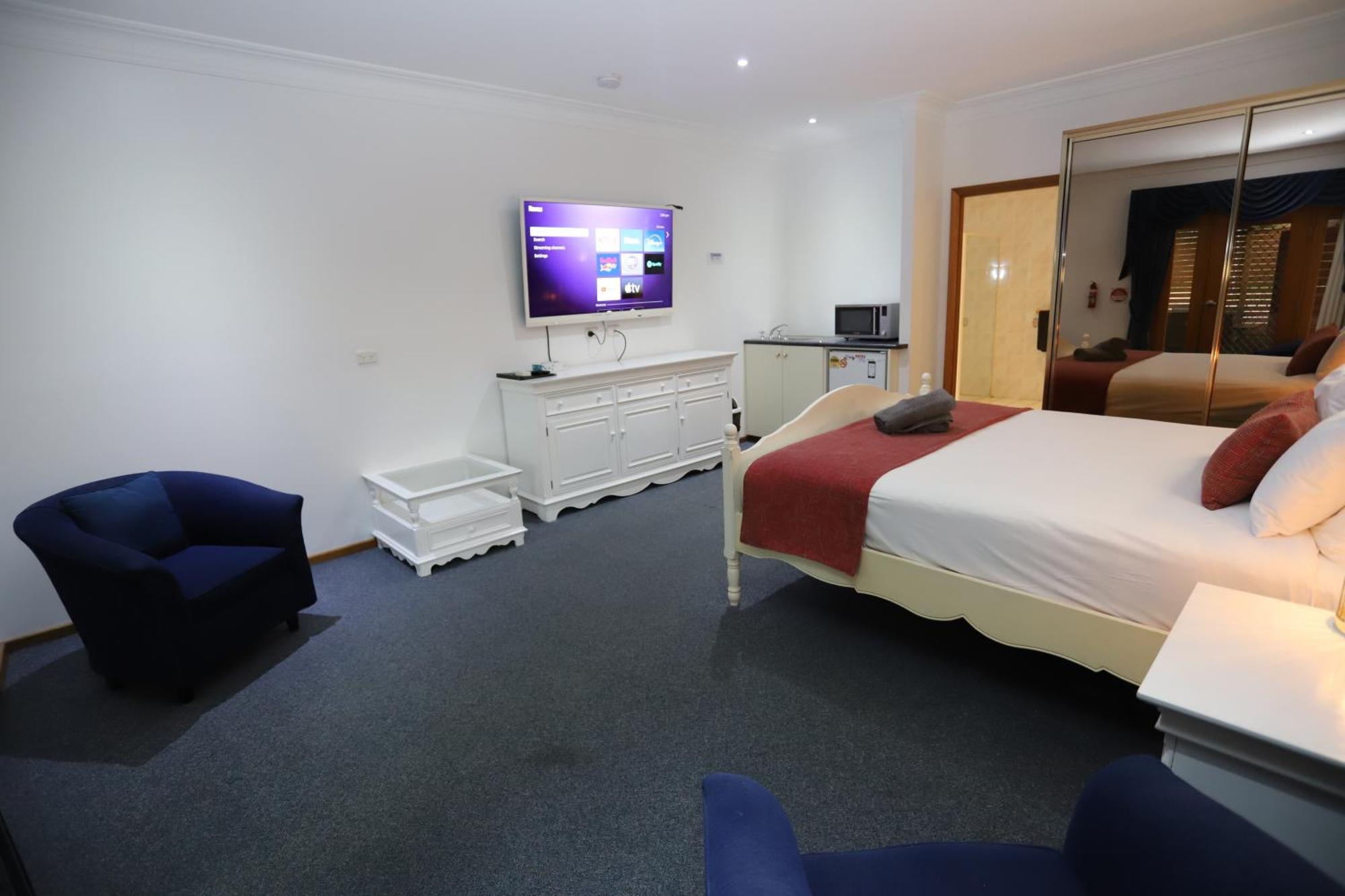 Sleepy Hill Motor Inn Raymond Terrace Exterior photo